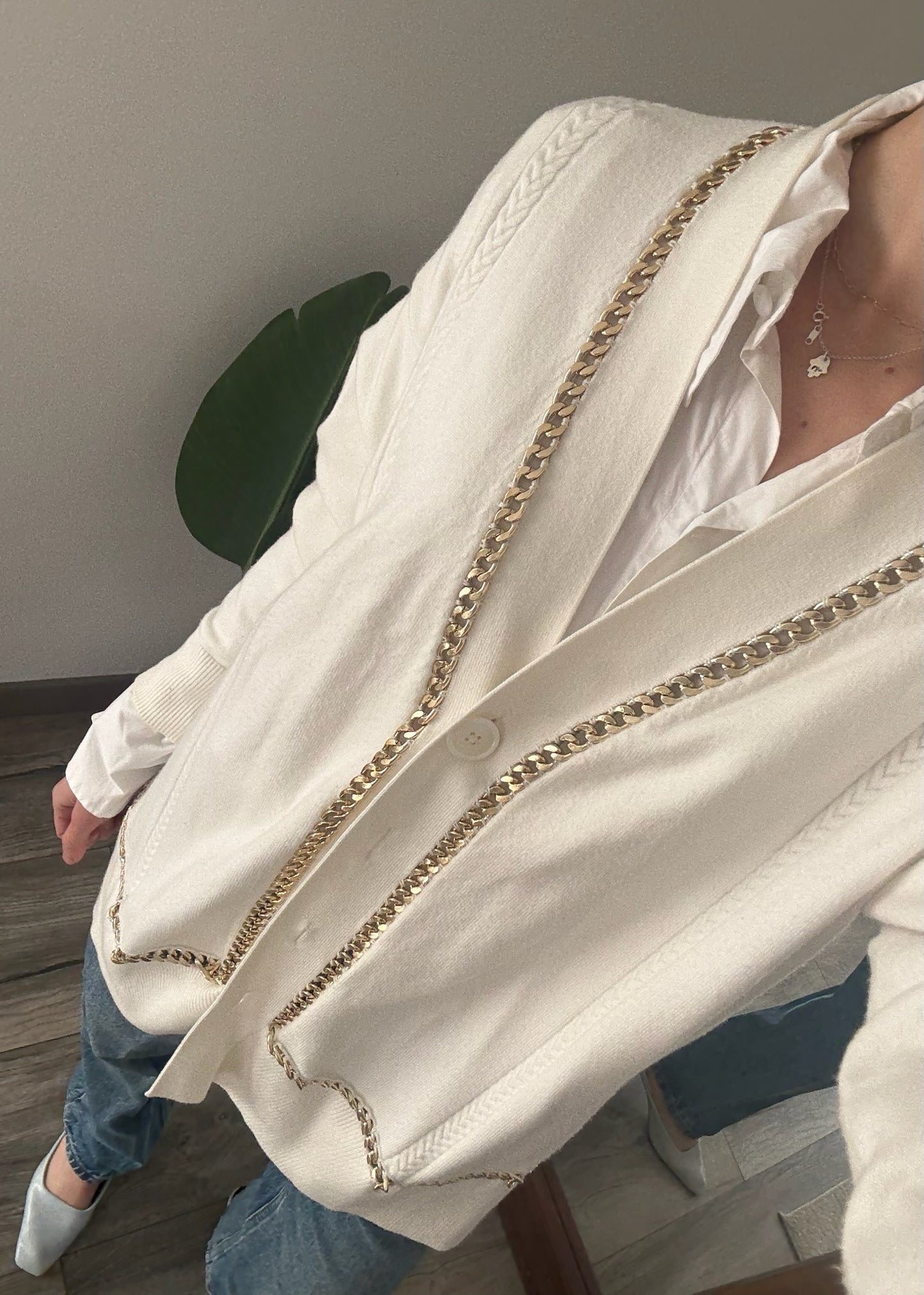 CARDIGAN OVERSIZED CON CADENAS
