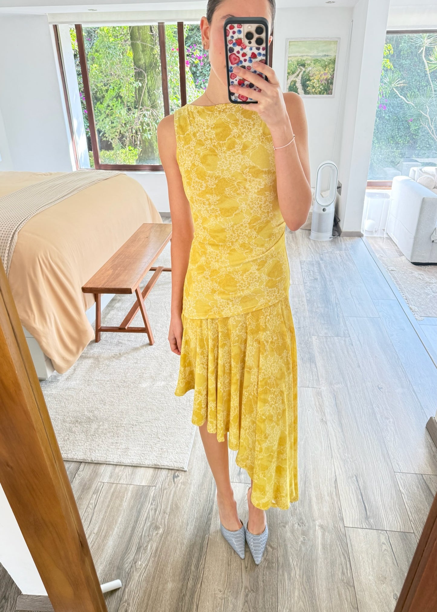 VESTIDO ASIMÉTRICO PRINT FLORES