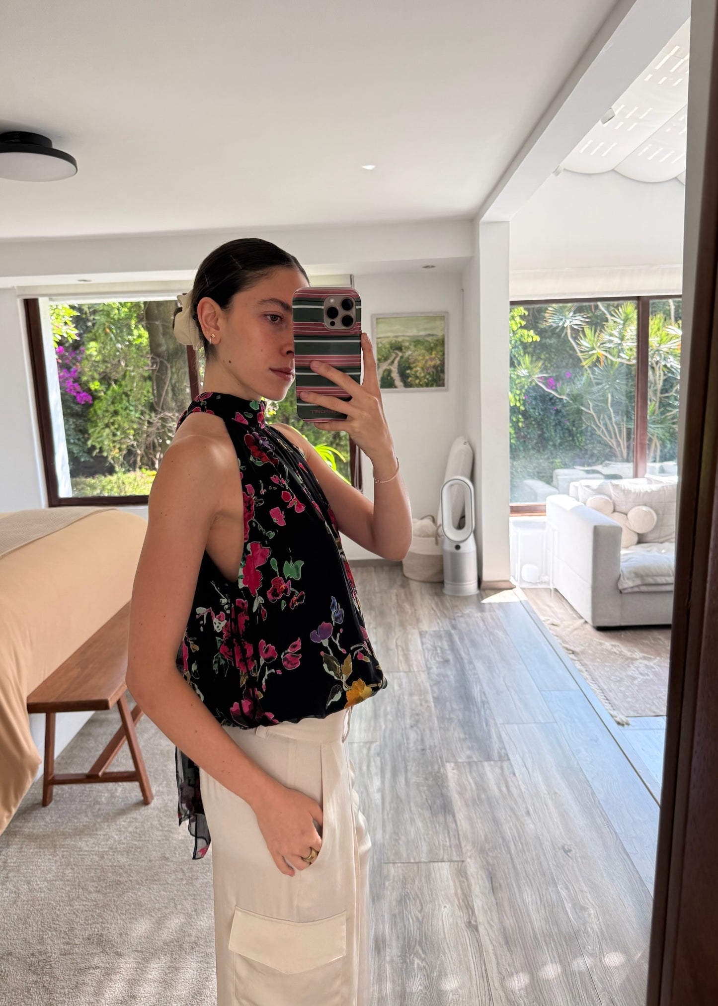 TOP CUELLO HALTER FLOREADO