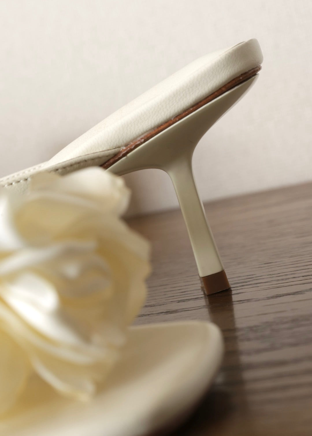 FLOR HEEL