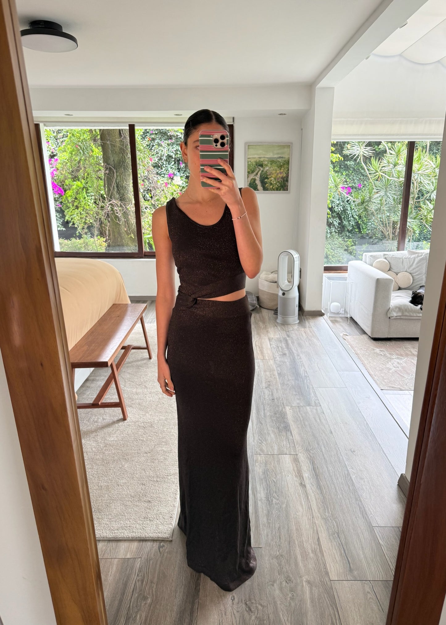VESTIDO MAXI CHOCOLATE CON CUT OUT