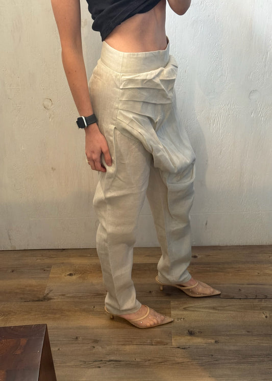 PANTALÓN DE LINO BEIGE