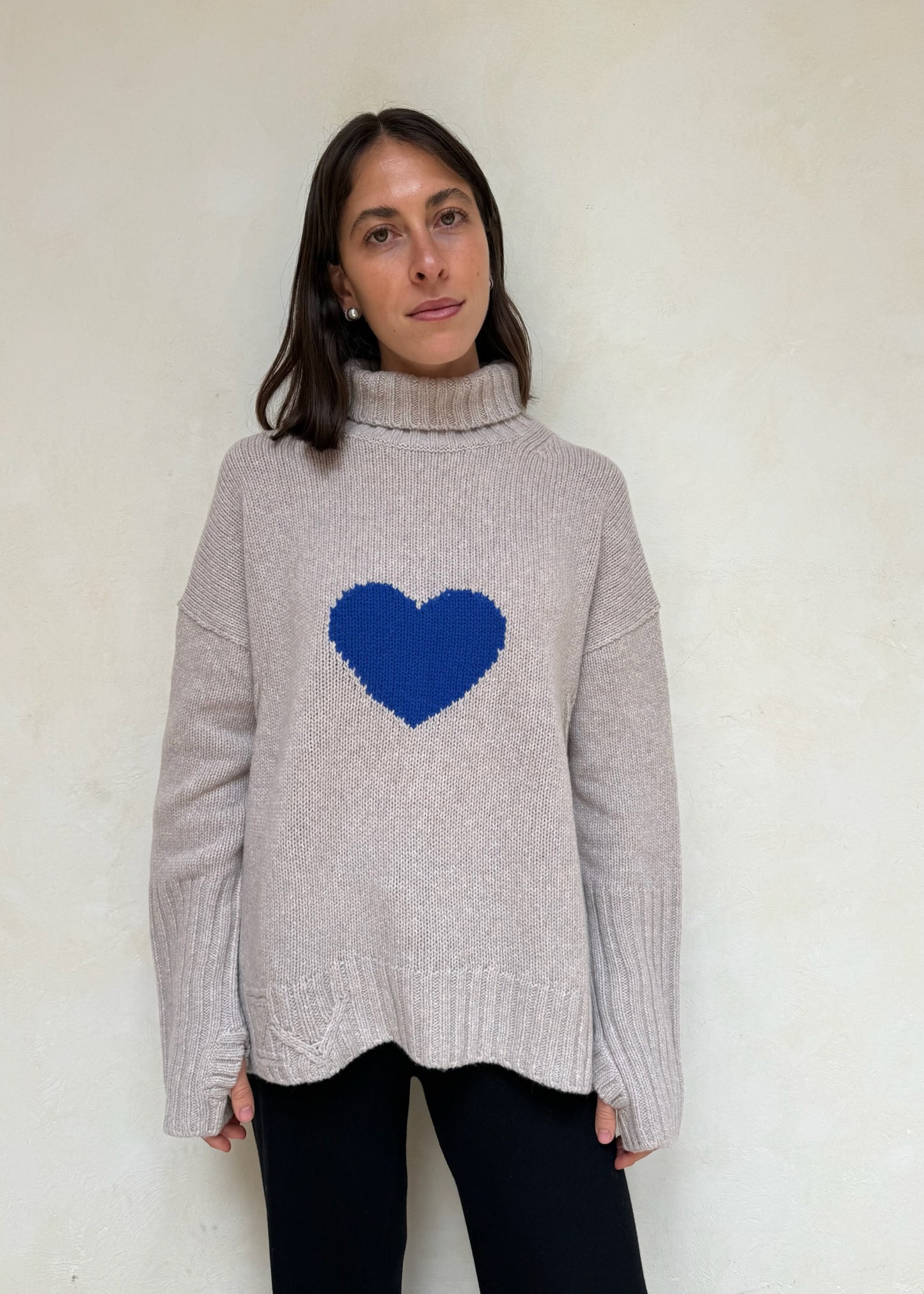SUÉTER CUELLO ALTO CORAZÓN