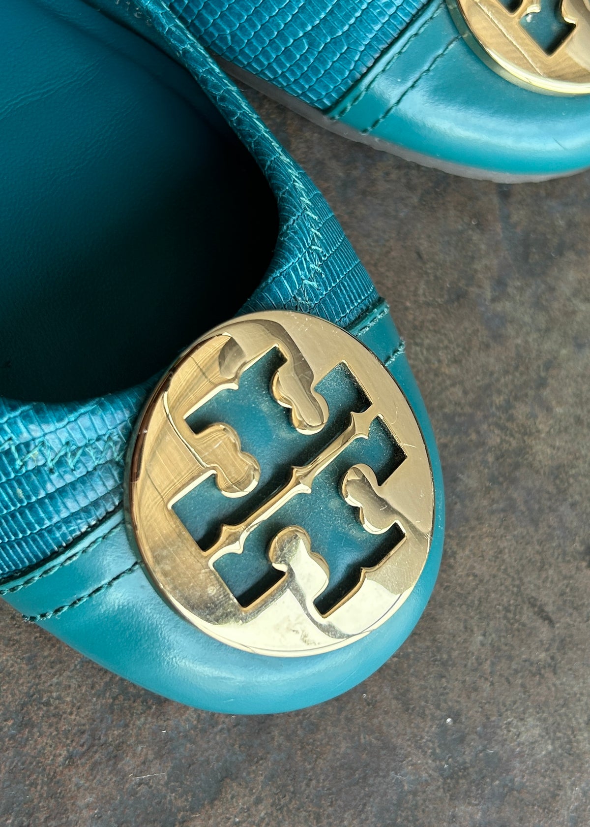 TORY BURCH BLUE FLATS