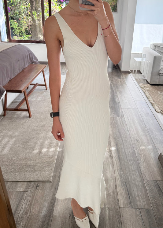 VESTIDO DE KNIT ASIMÉTRICO