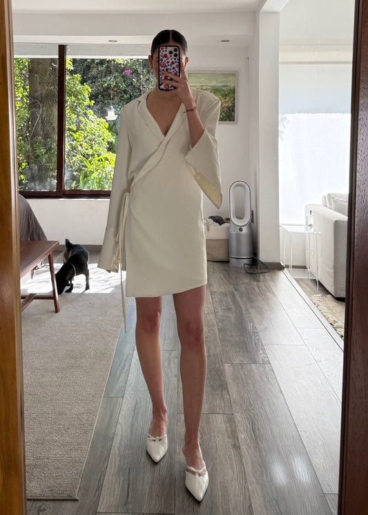 VESTIDO SILKY DE TIPO CAMISA