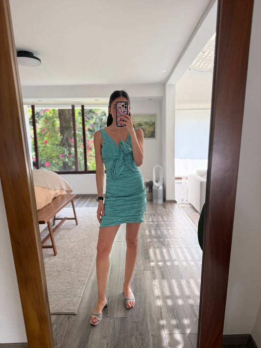 VESTIDO SHINY MINI CON MOÑO