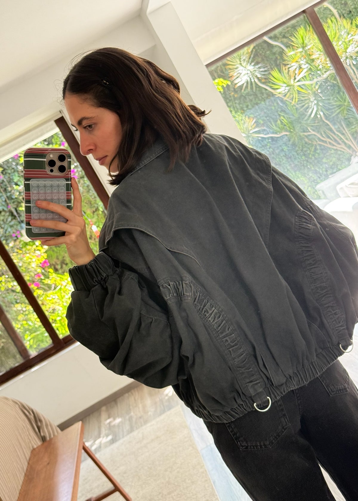 CHAMARRA GRIS DE TIPO DENIM