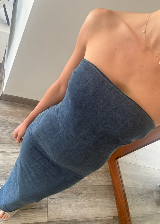 VESTIDO MIDI STRAPLESS DENIM