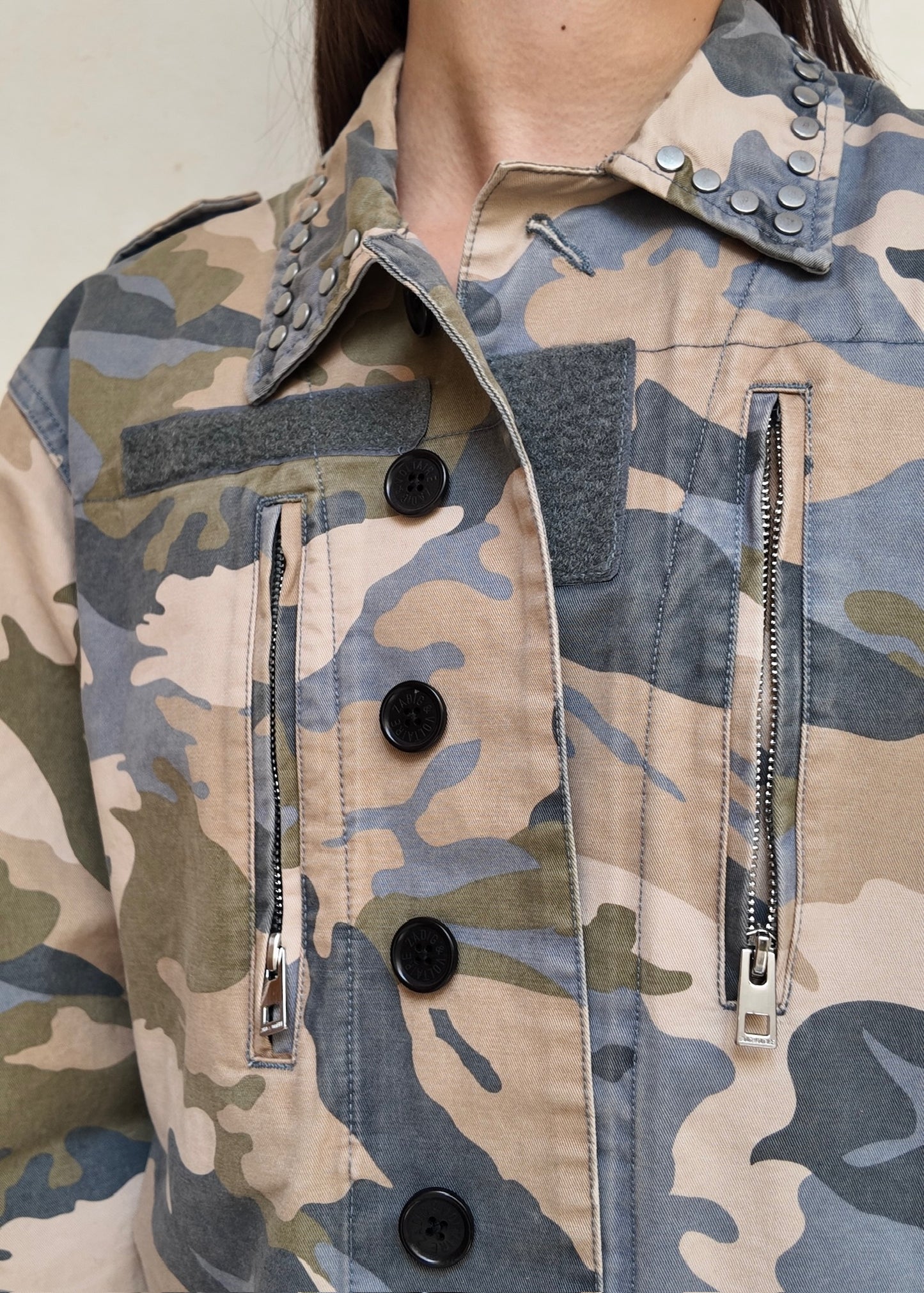 CHAMARRA CAMO PRINT