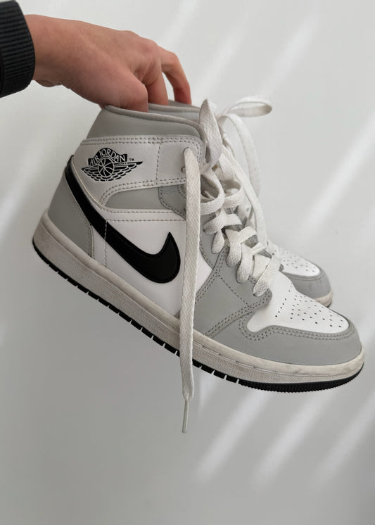 TENIS AIR JORDAN