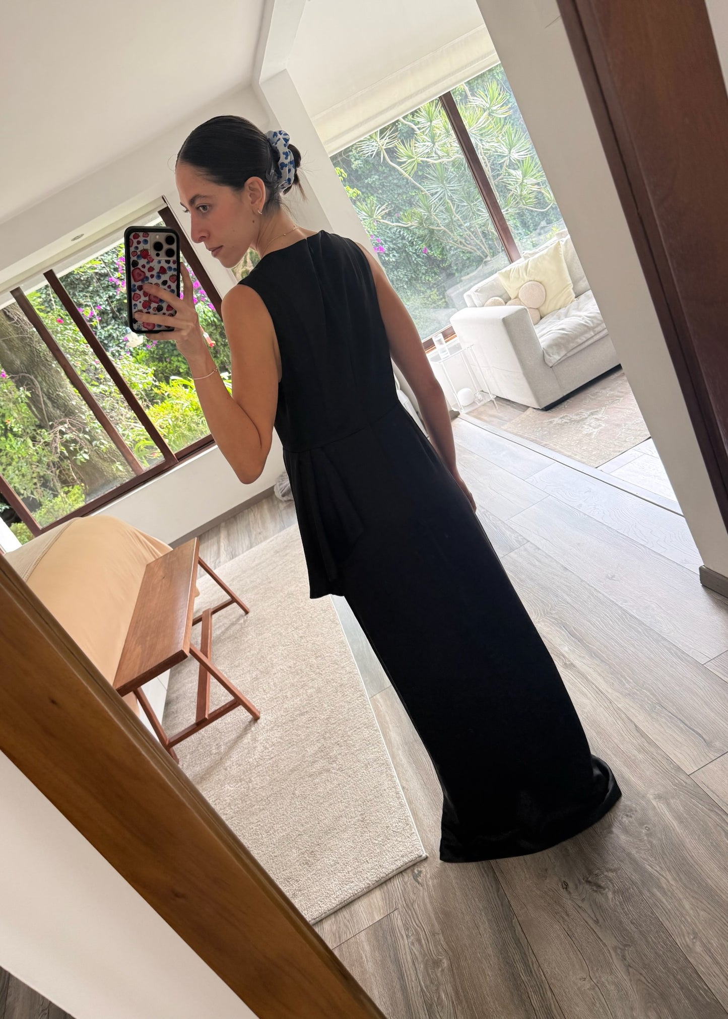 VESTIDO MAXI SATINADO ESCOTE EN V