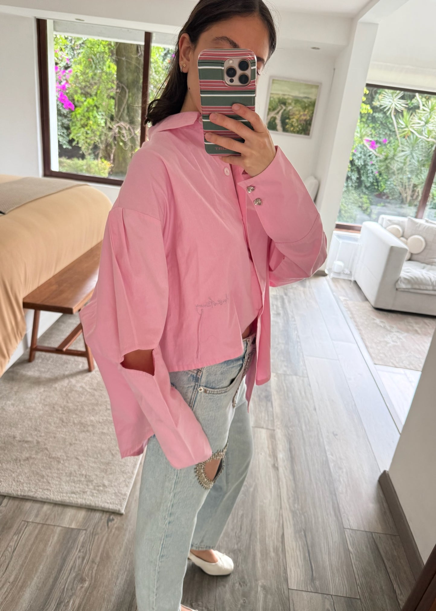CAMISA ROSA ASIMÉTRICA