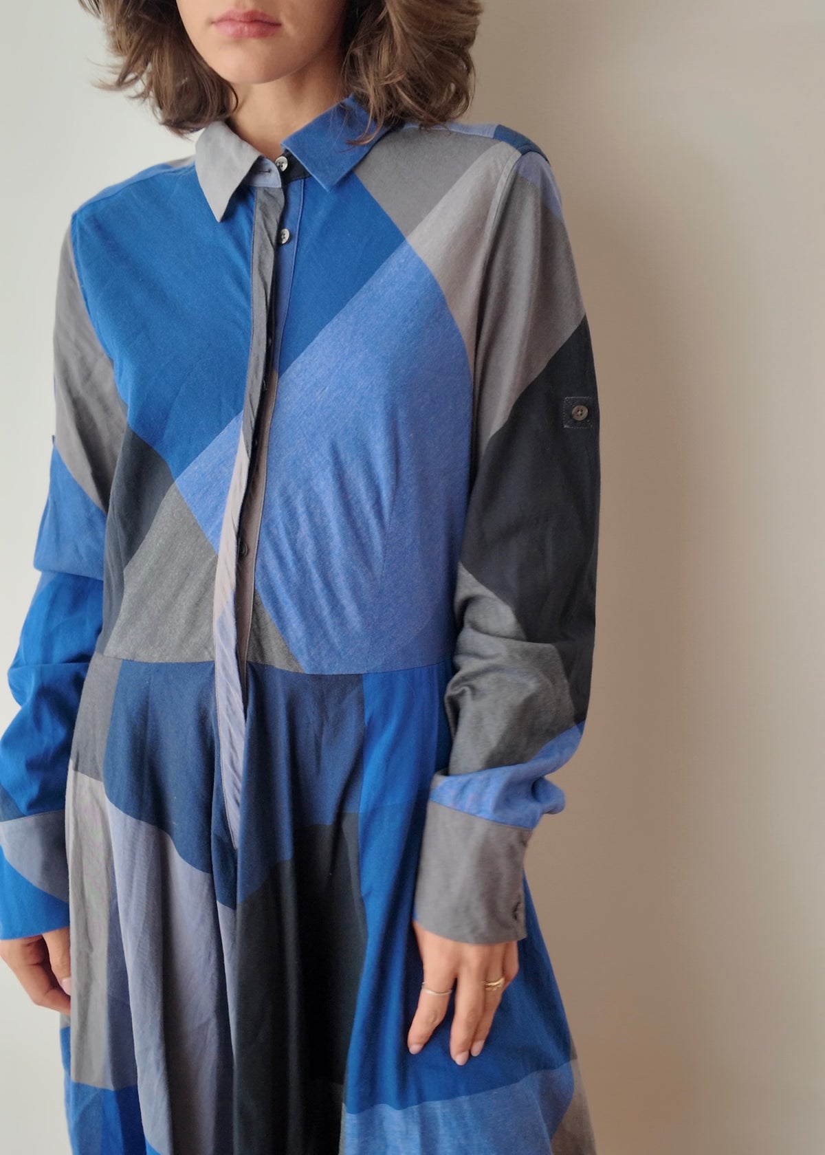 VESTIDO DE TIPO CAMISA DE CUADROS