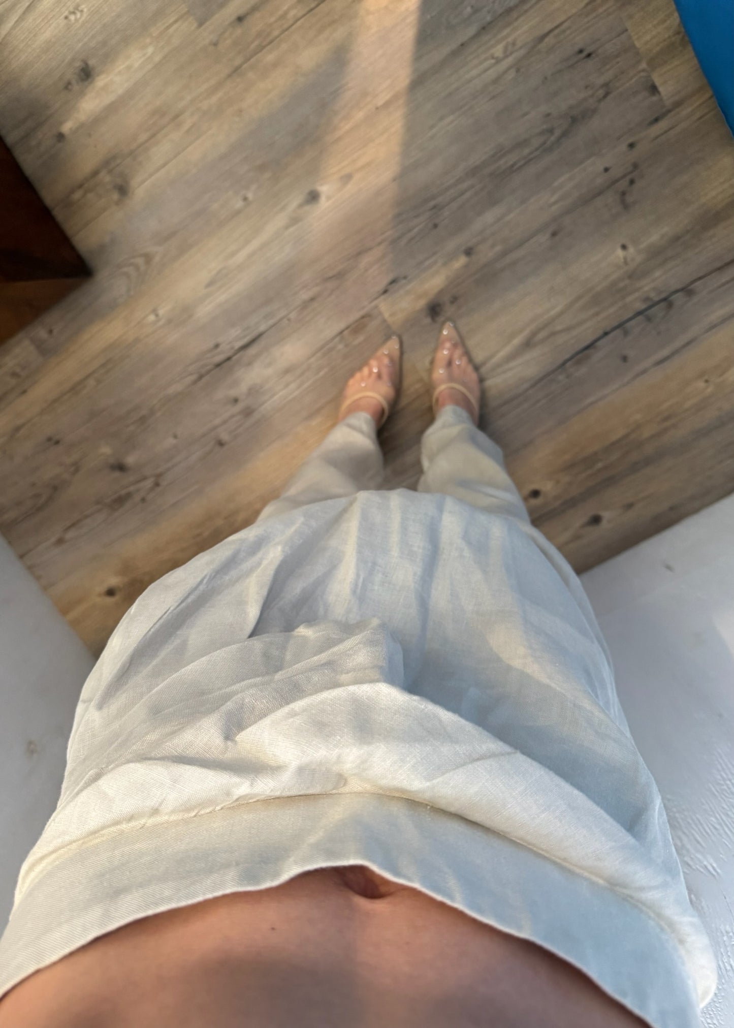 PANTALÓN DE LINO BEIGE