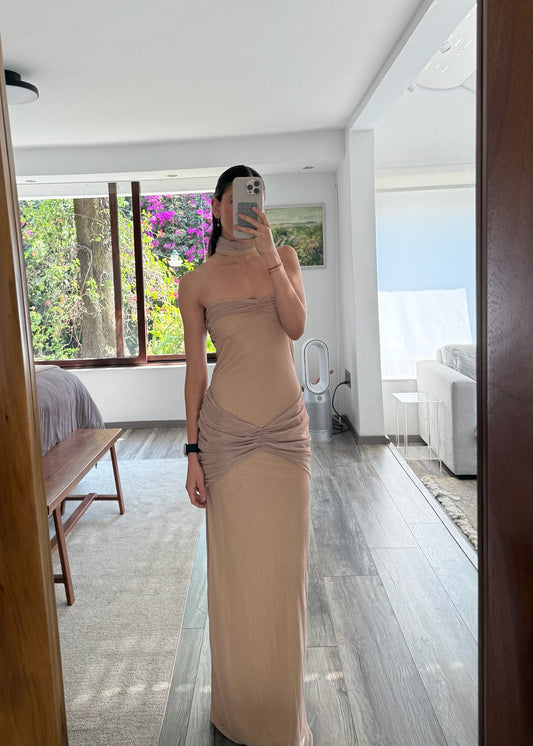 VESTIDO DORADO