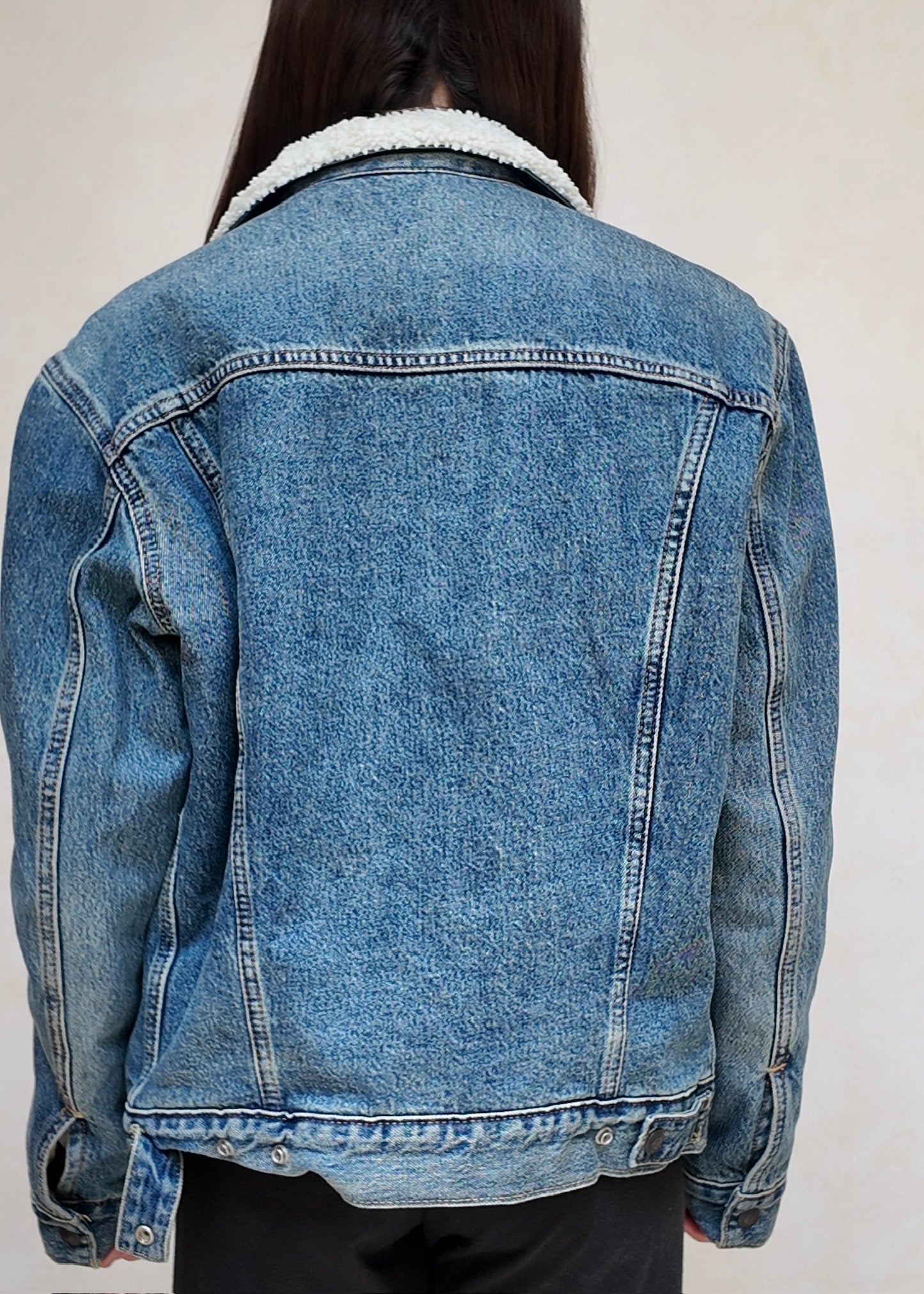 CHAMARRA DENIM CON PELUCHE