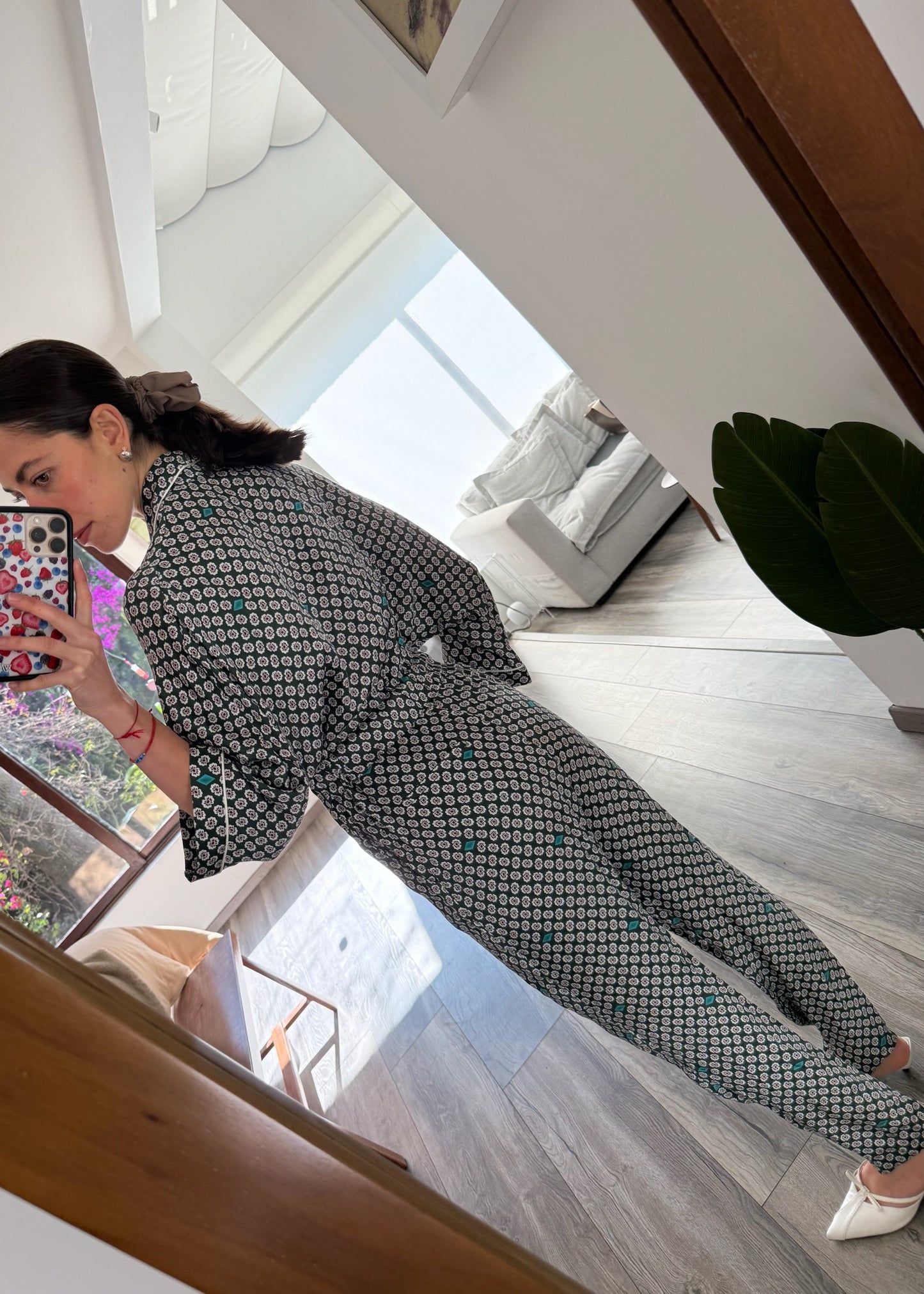 JUMPSUIT DE TIPO PIJAMA