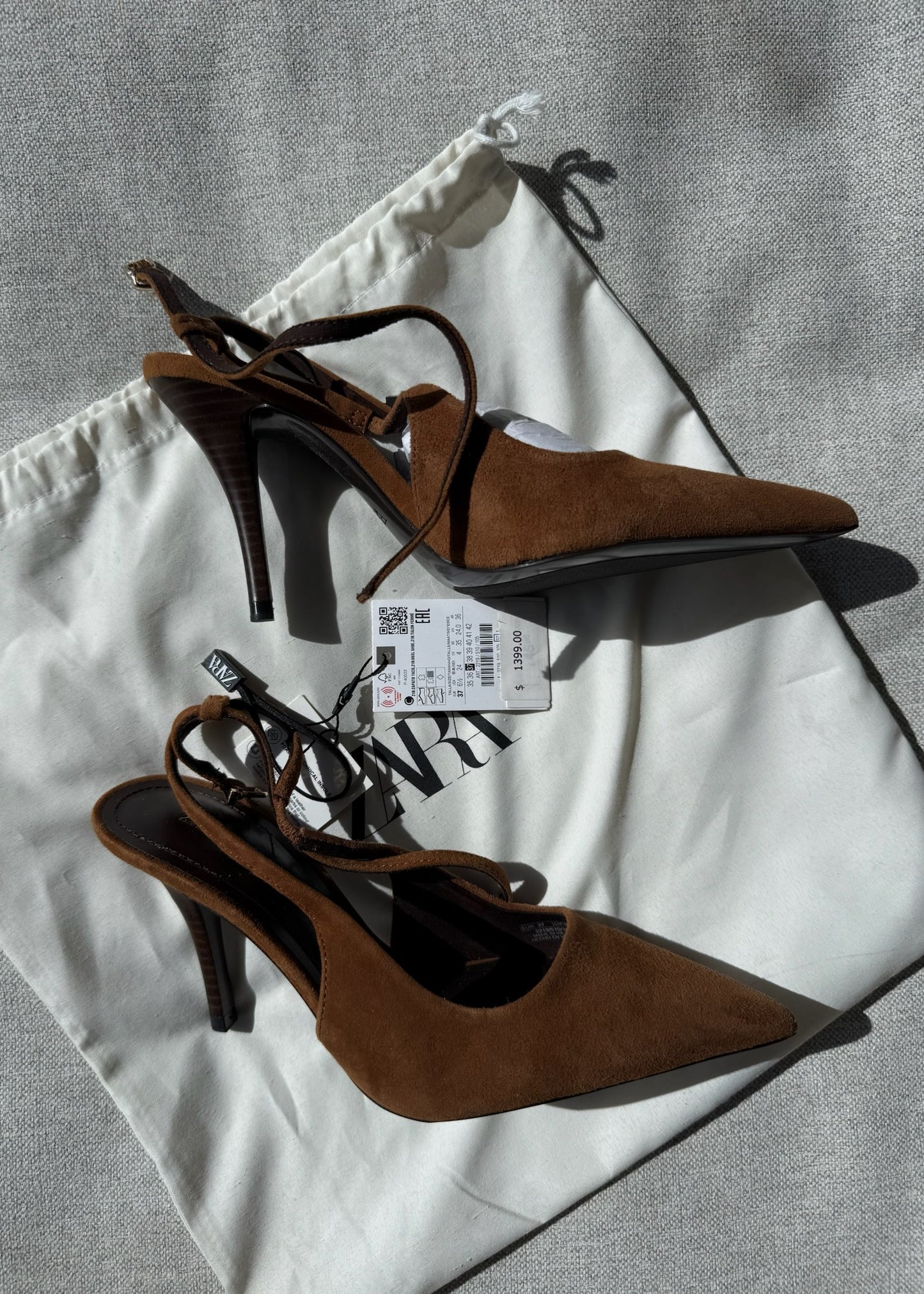 KITTEN HEELS SUEDE CAFÉ