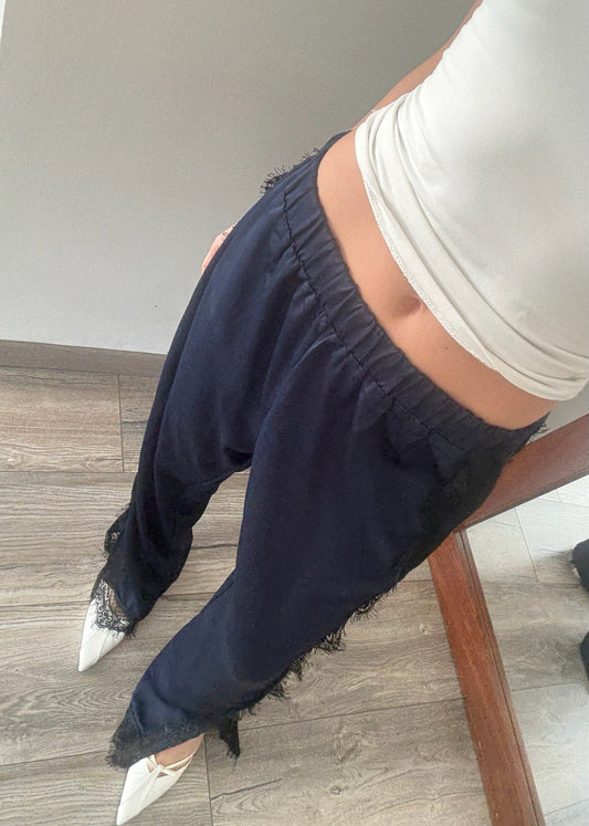 PANTALÓN SILKY CON ENCAJE