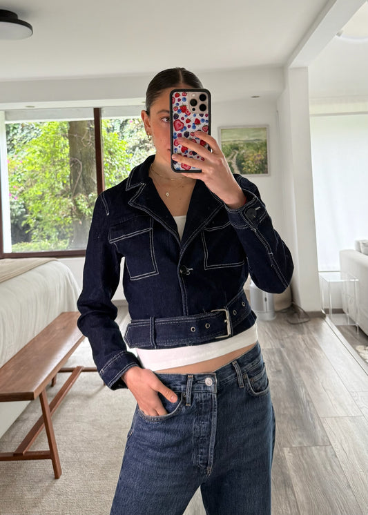 CHAMARRA DENIM CON CINTURÓN