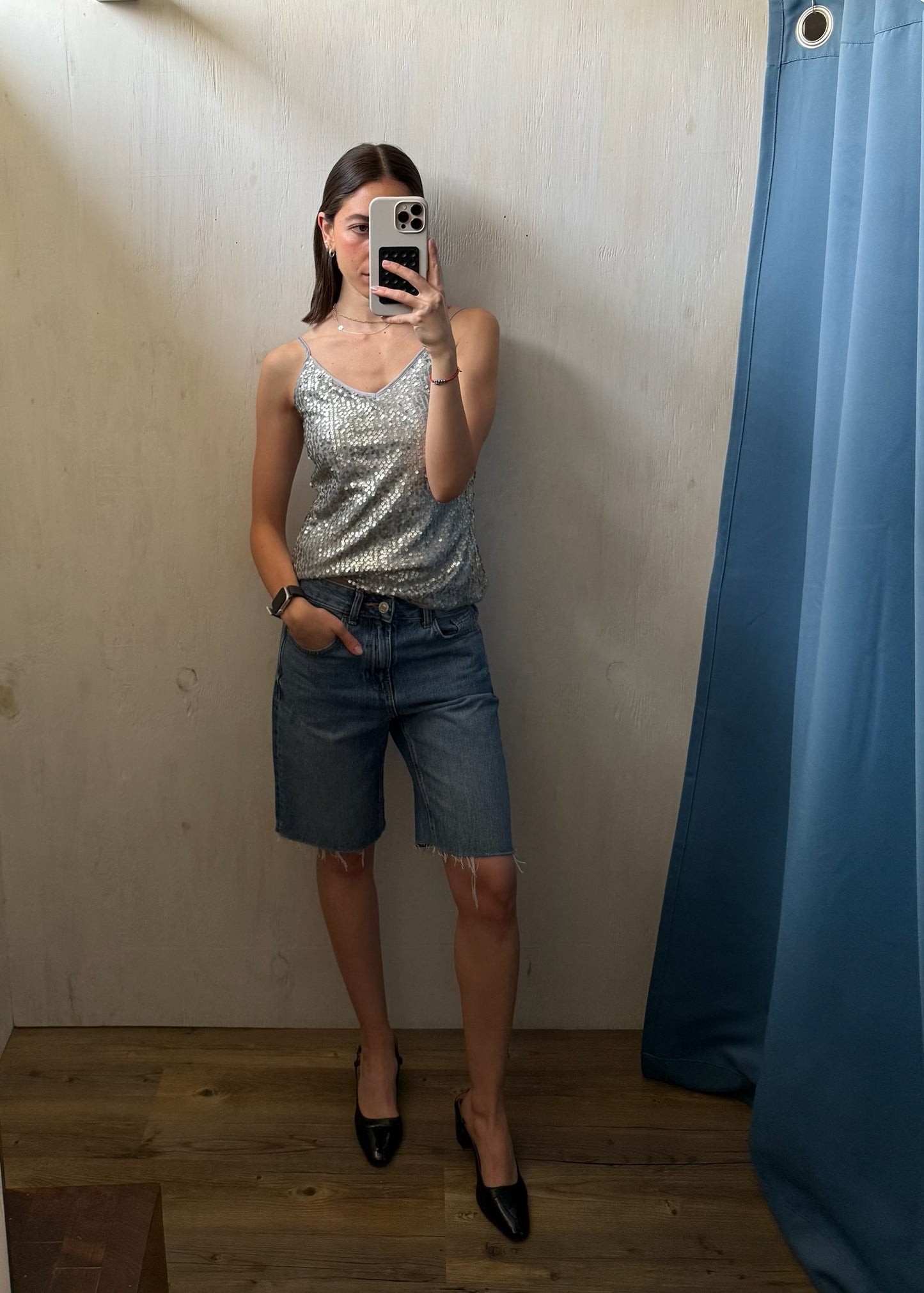 TOP GRIS LENTEJUELAS
