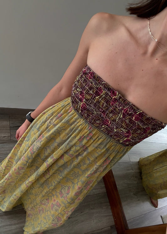 VESTIDO STRAPLESS DE MESH CON PRINT