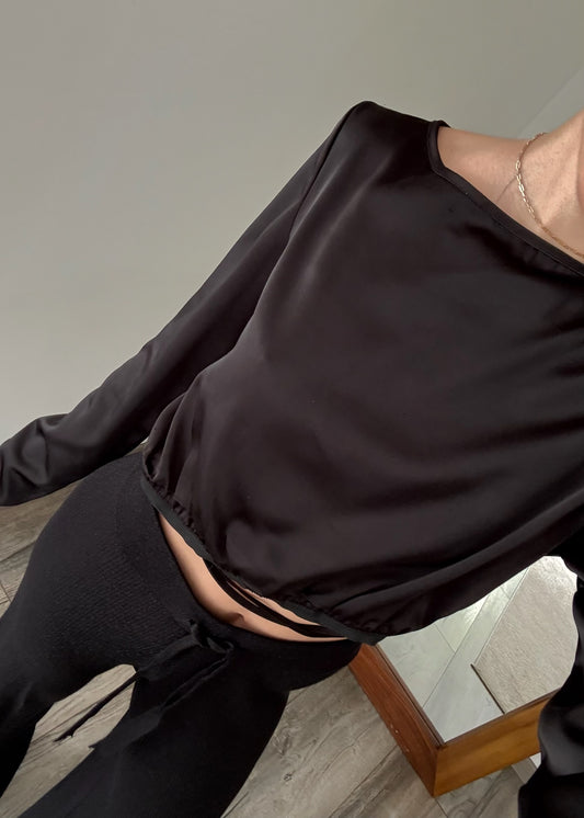 BLUSA WRAP UP SATINADA