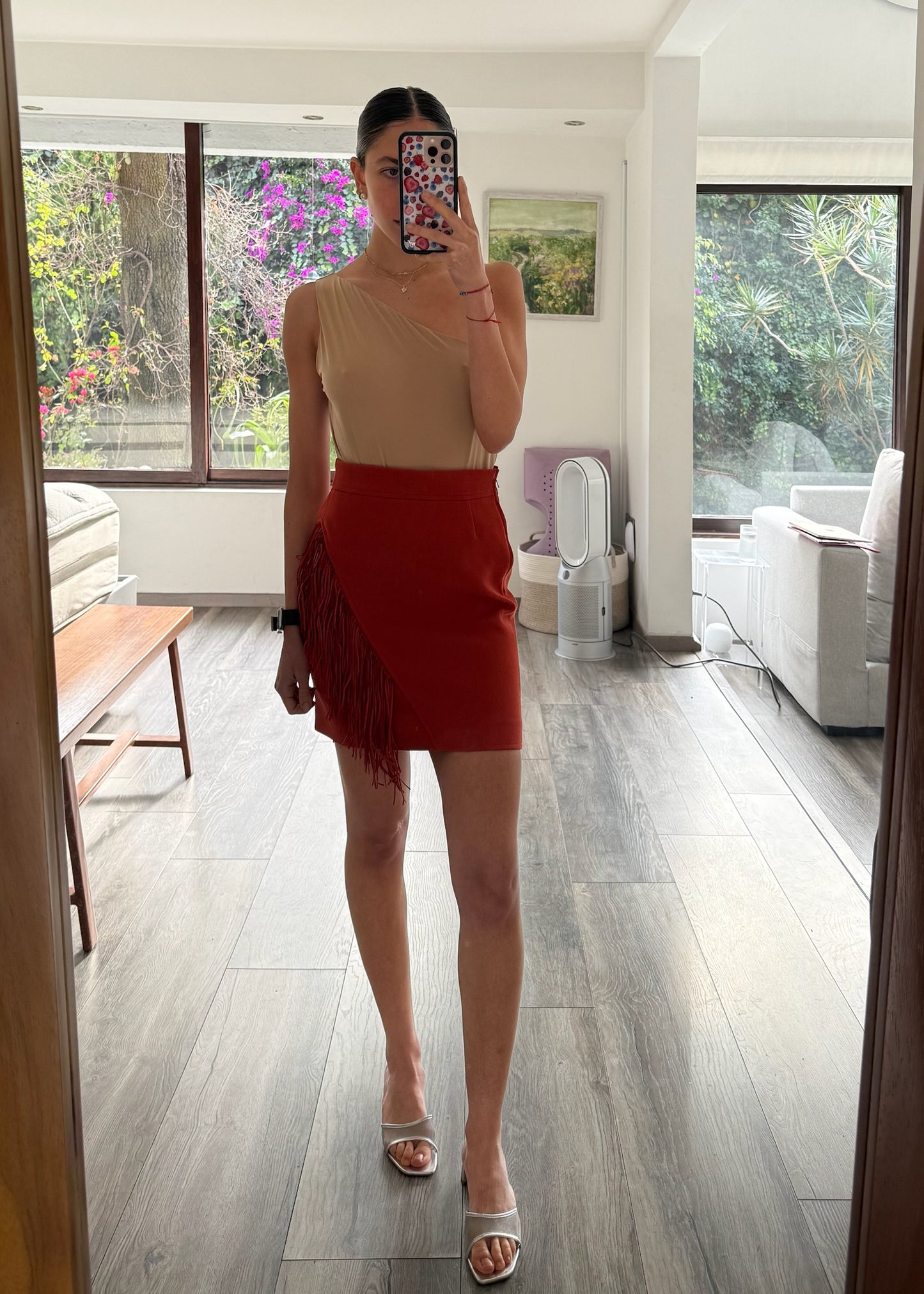 FALDA NARANJA CON FLECOS