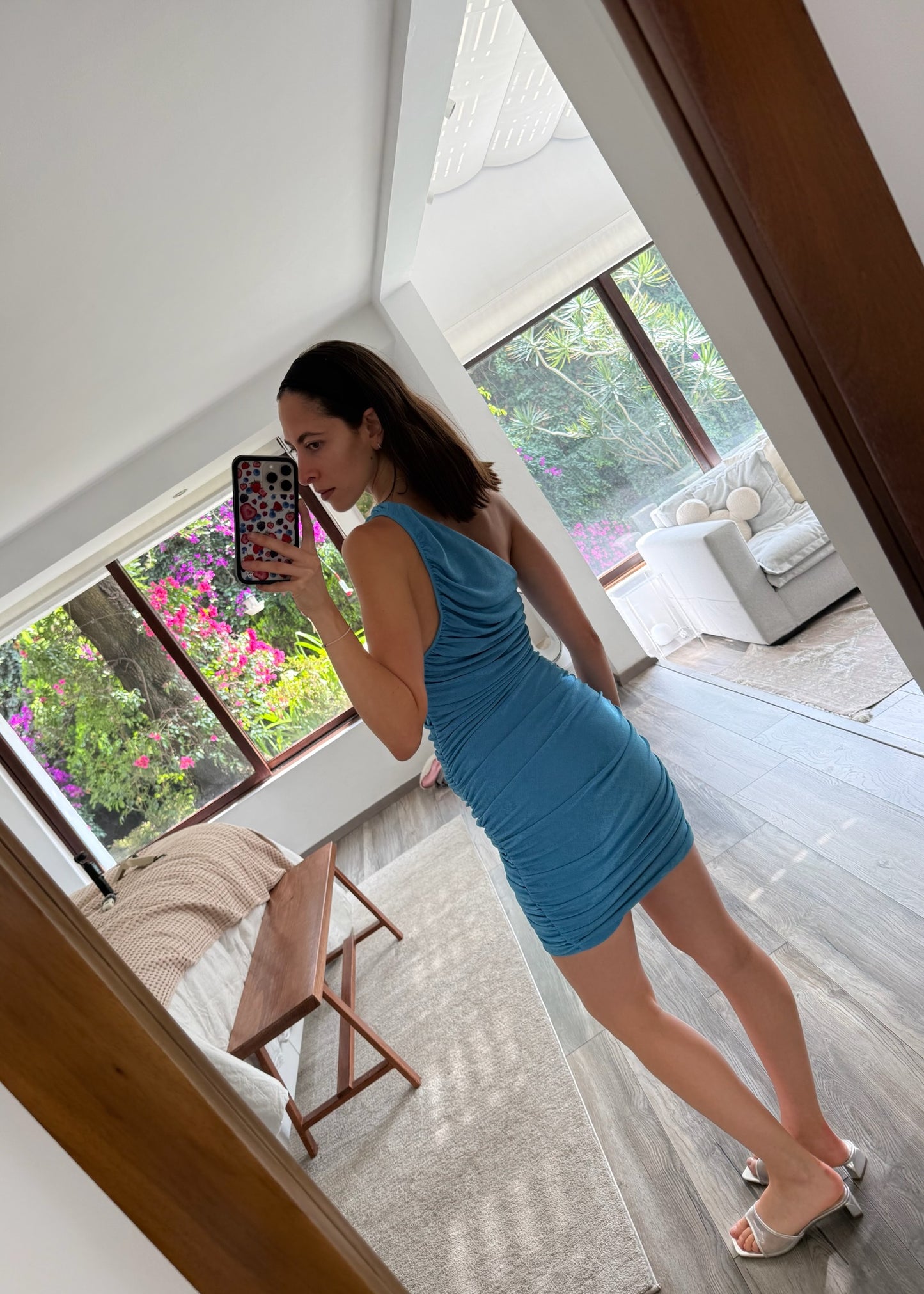 VESTIDO ONE SHOULDER FRUNCIDO