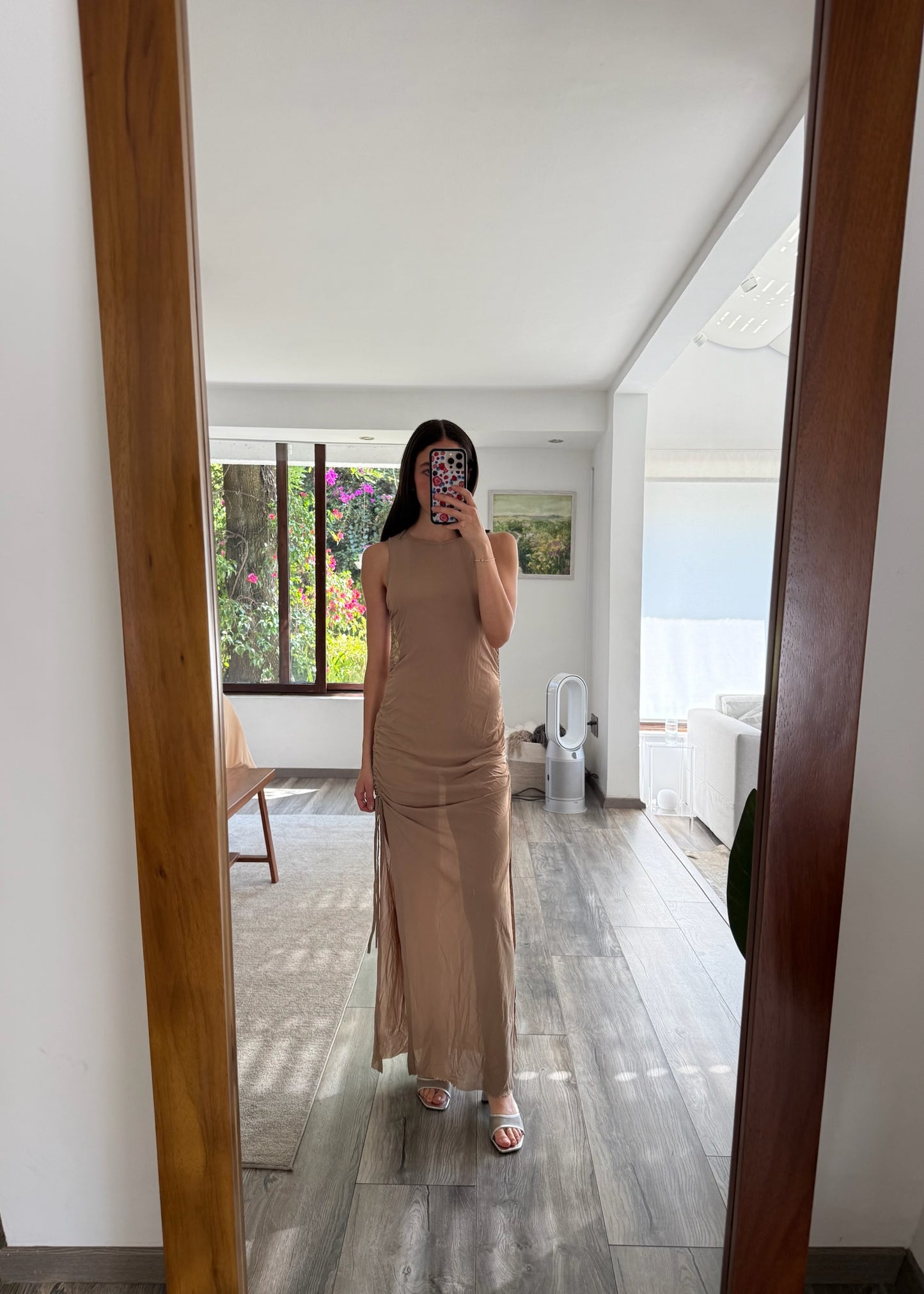 VESTIDO DE MESH BEIGE