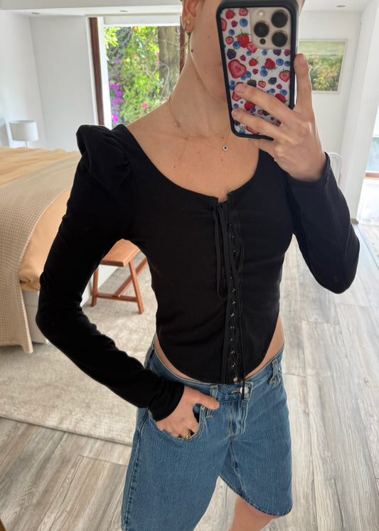 TOP MANGA LARGA DE TIPO CORSET