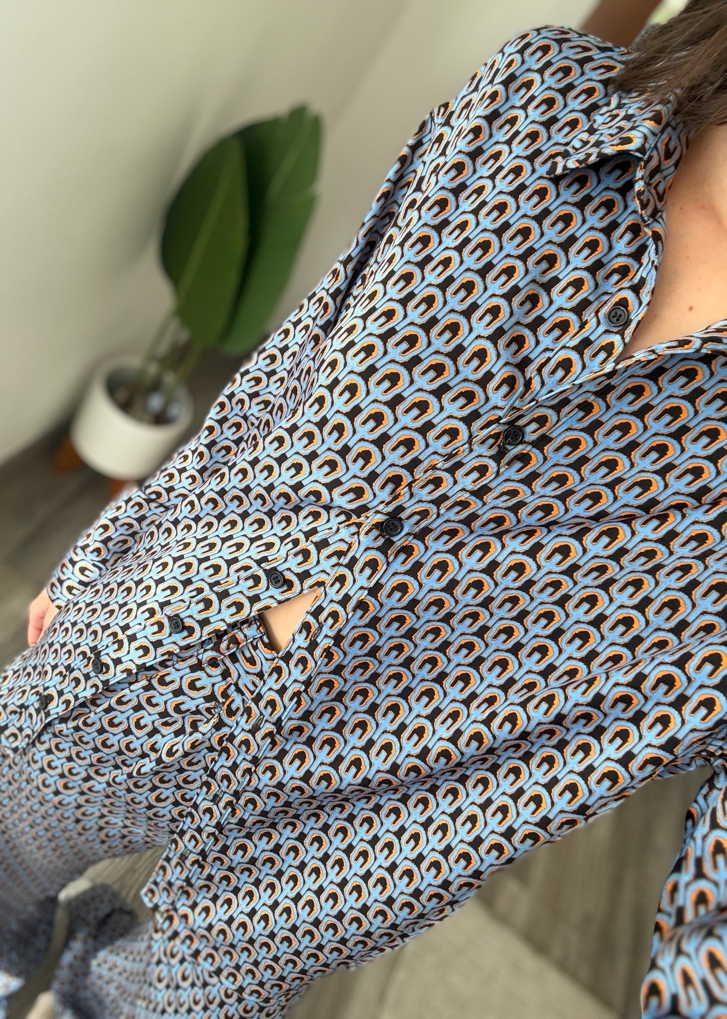SET CAMISA Y PANTALÓN CON PRINT