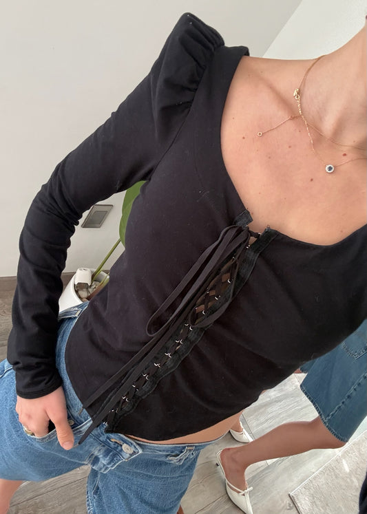 TOP MANGA LARGA DE TIPO CORSET