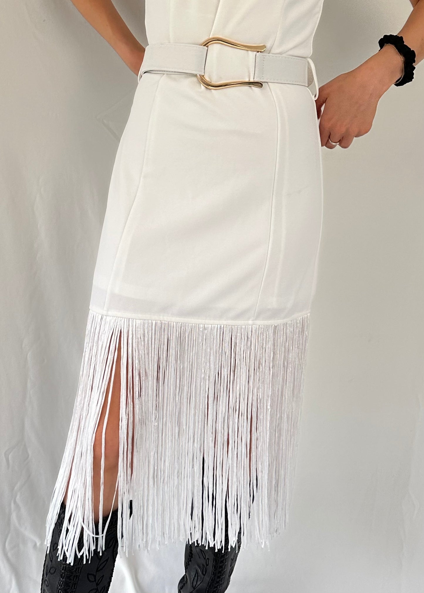 WHITE BELTED MIDI DRESS