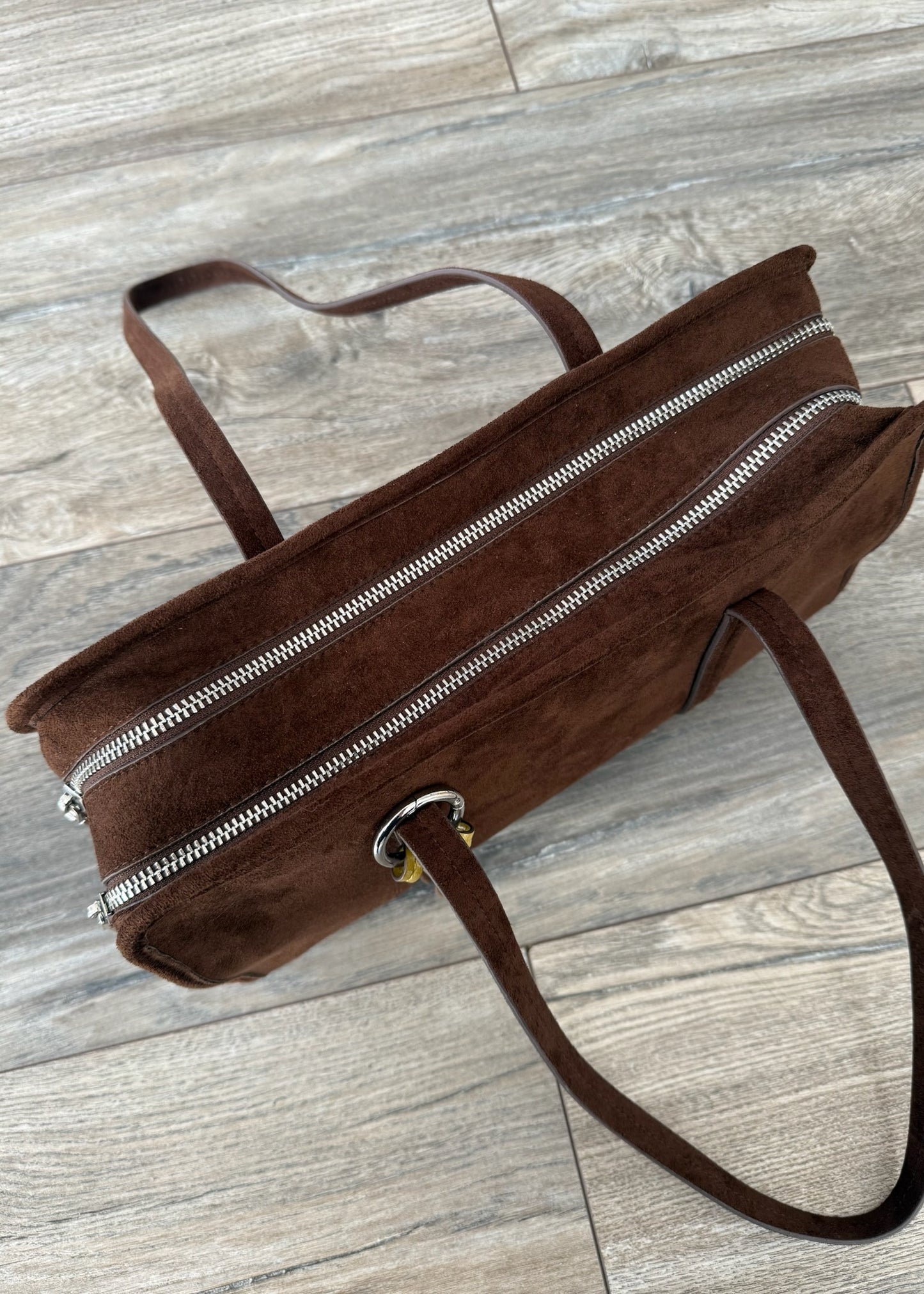 SHOULDER BAG CAFÉ DE GAMUZA