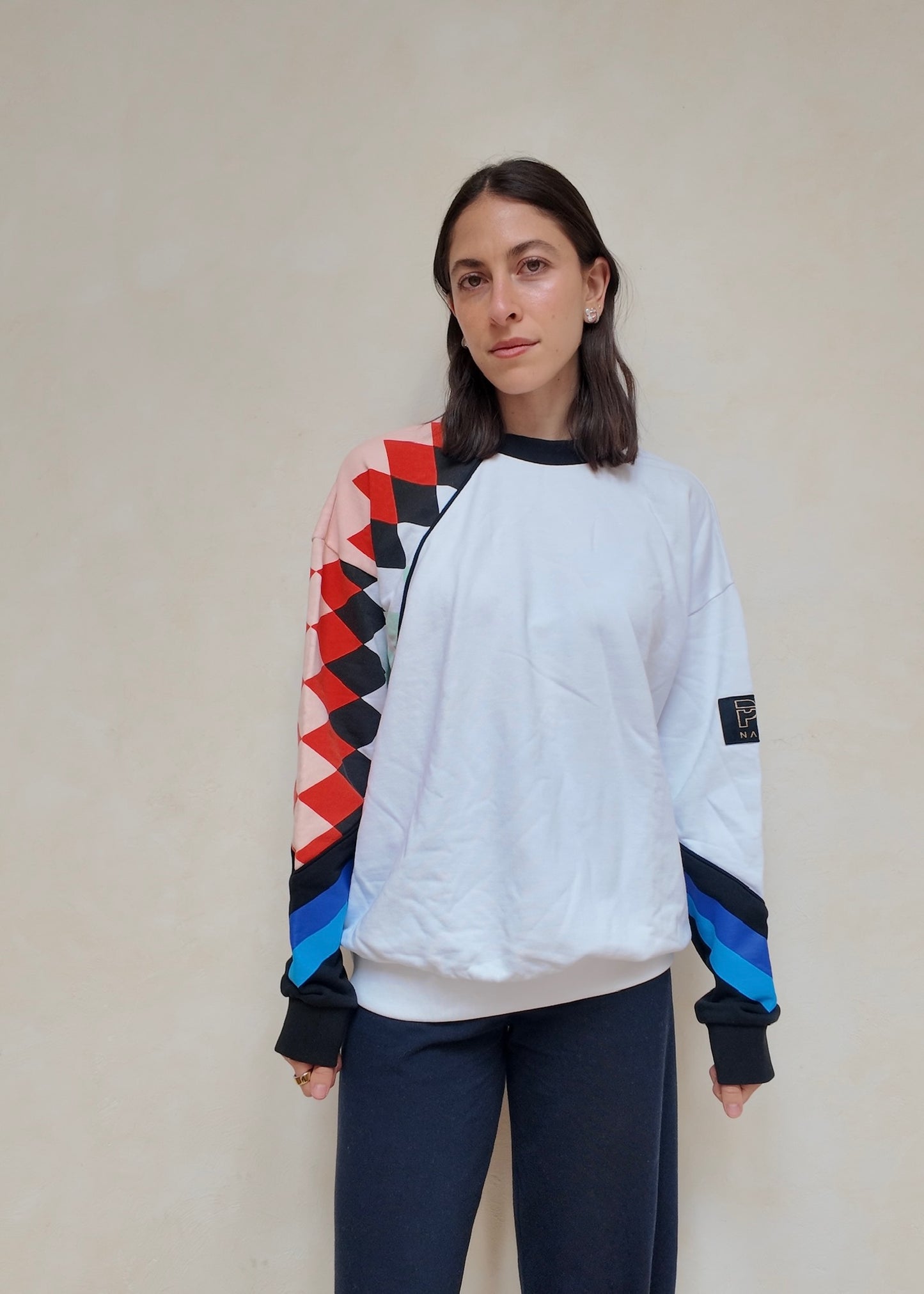 SUDADERA PRINT TRIANGULOS