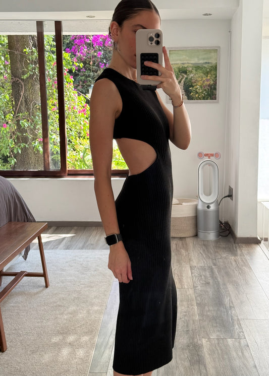VESTIDO RIBBED CASUAL CON CUT OUT
