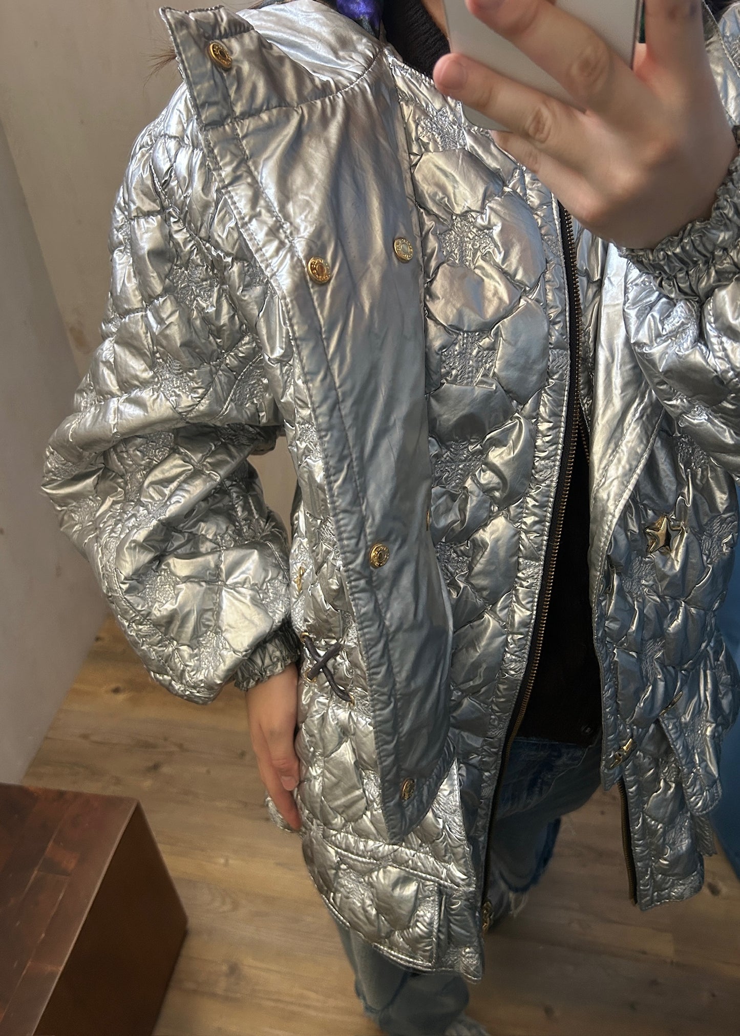 CHAMARRA PUFFER PLATEADA