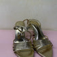 TACÓN DORADO CON STRAPS