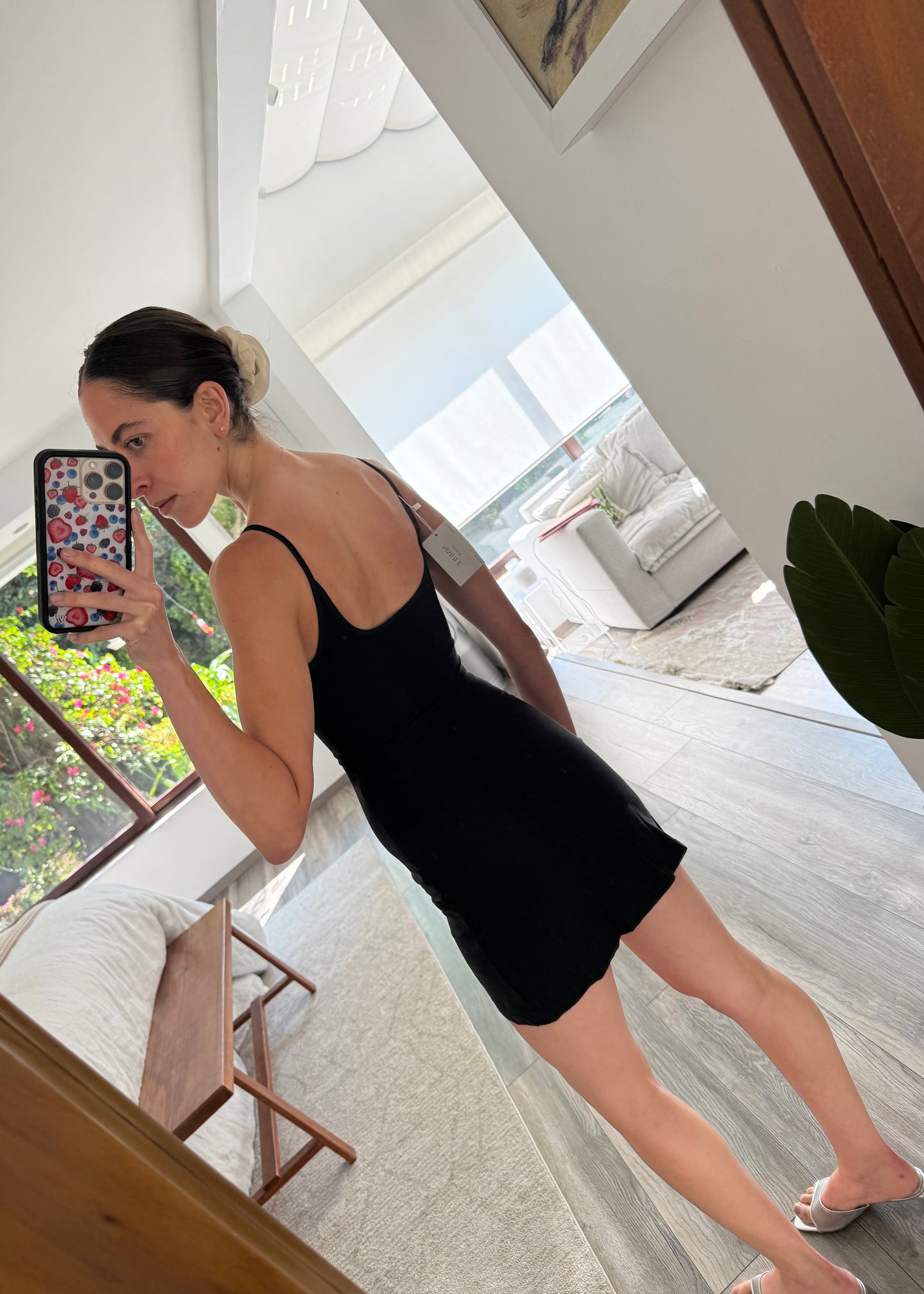 VESTIDO MINI MOÑOS