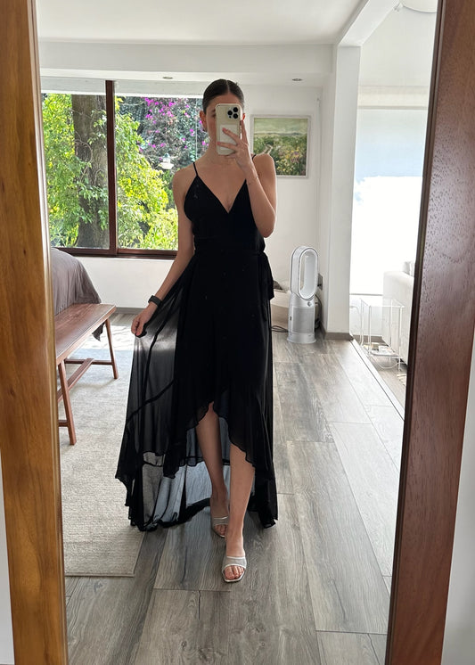 VESTIDO NEGRO WRAP UP