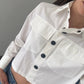 CAMISA CROPPED CON BOTONES NEGROS