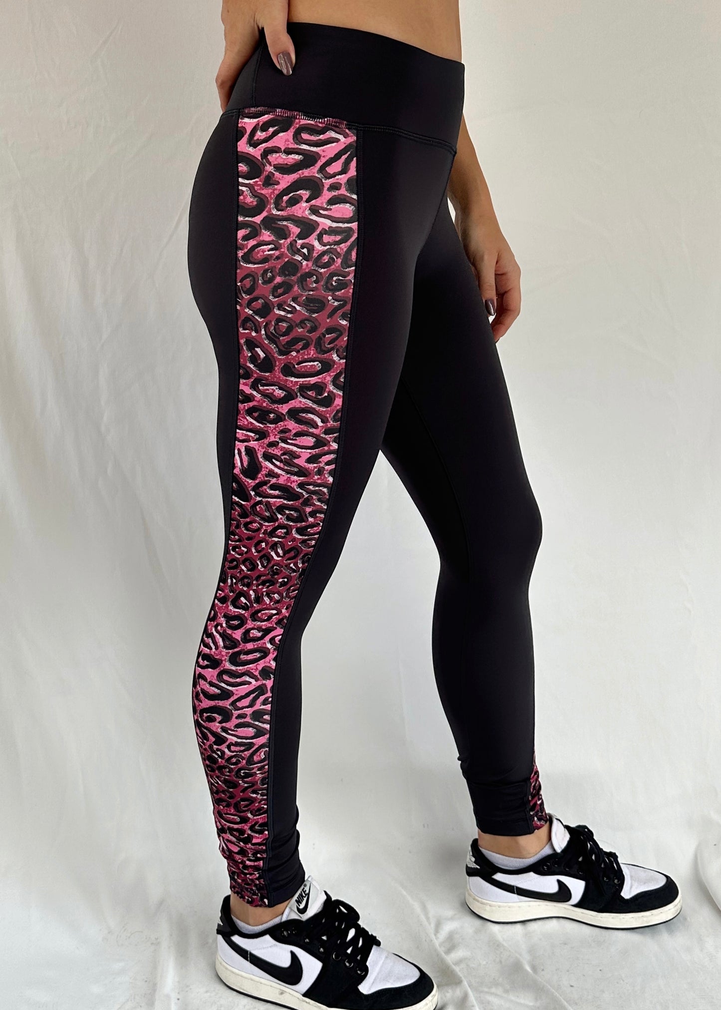 SPEEDWICK LEGGINGS WITH ANIMAL PRINT