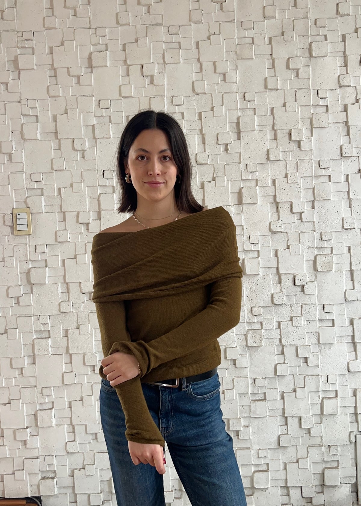 SUÉTER OFF THE SHOULDER