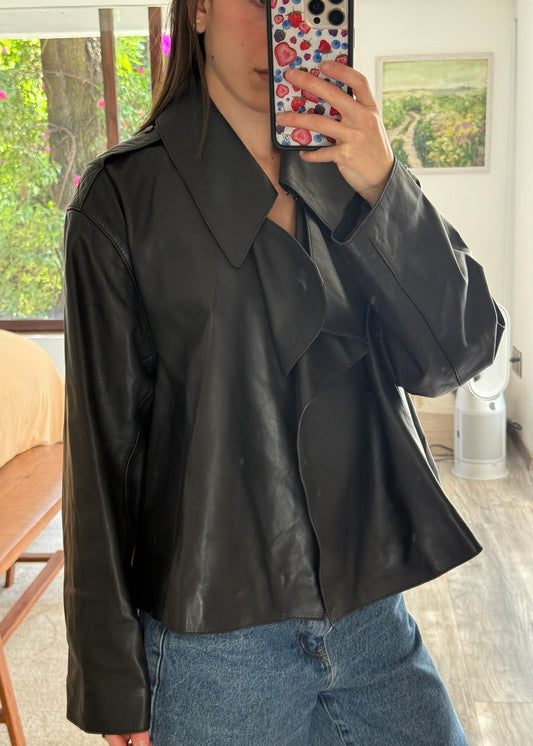 CHAMARRA OVERSIZED DE PIEL
