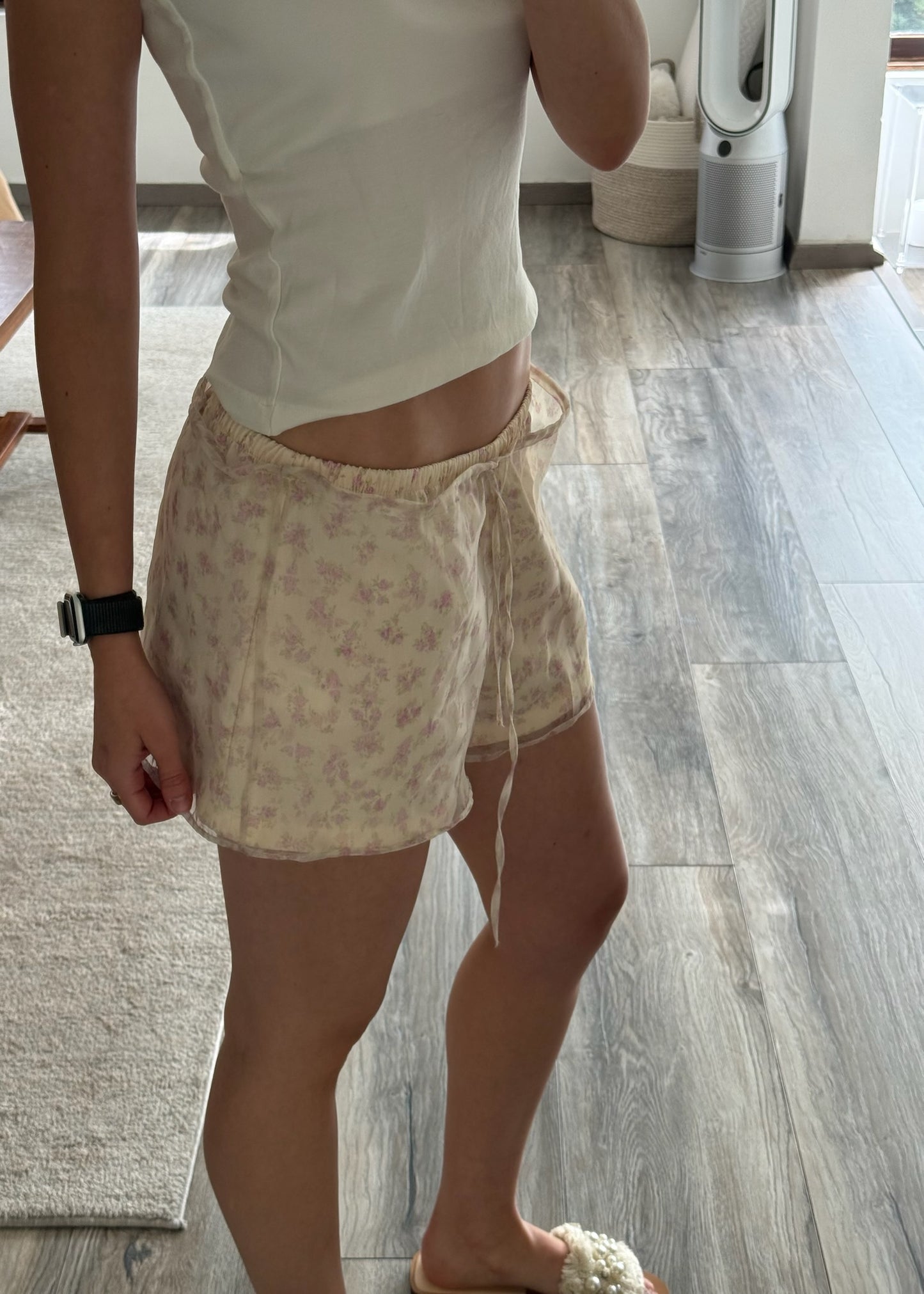 MINI SHORTS GIRLY