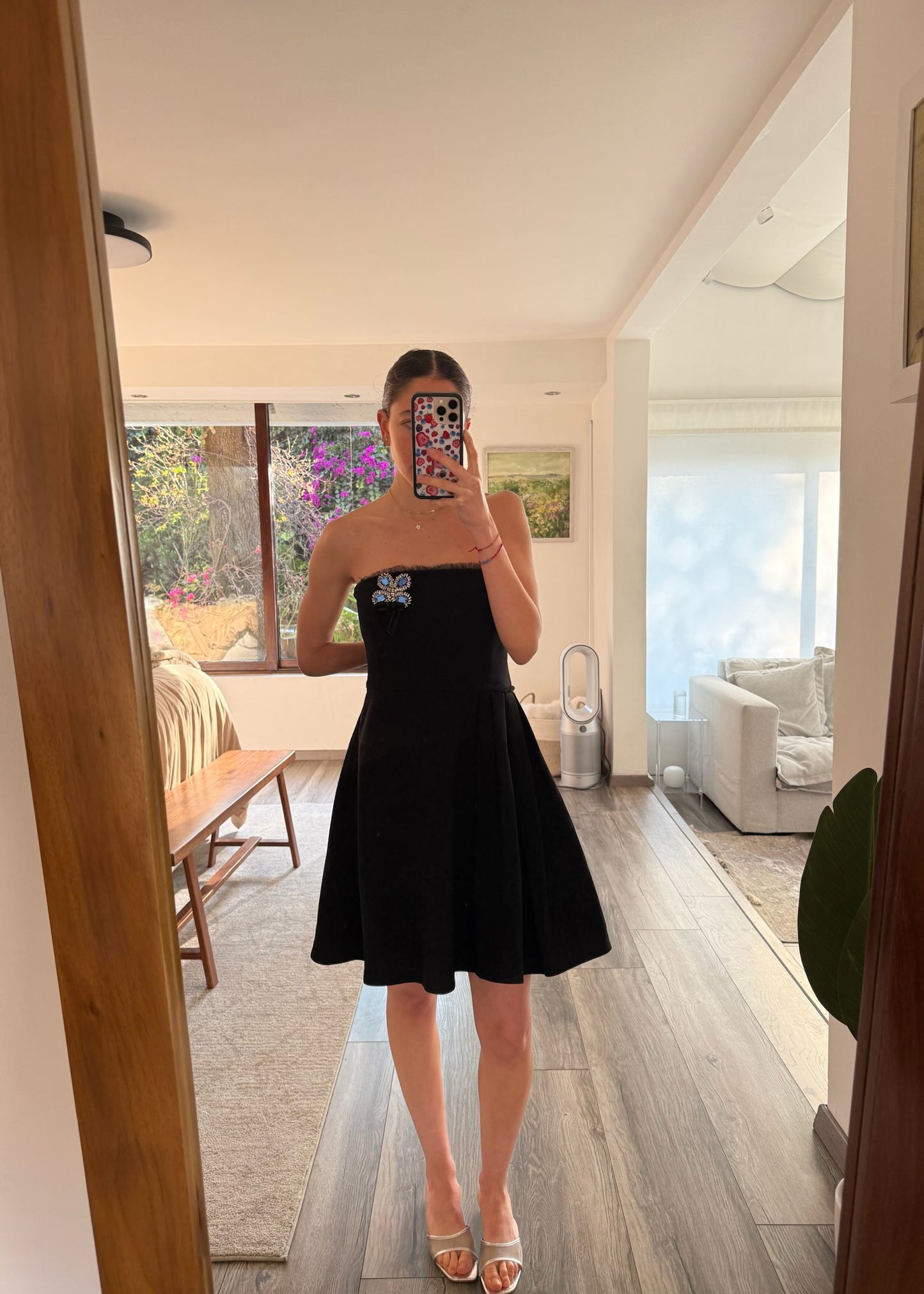 VESTIDO STRAPLESS MINI NEGRO