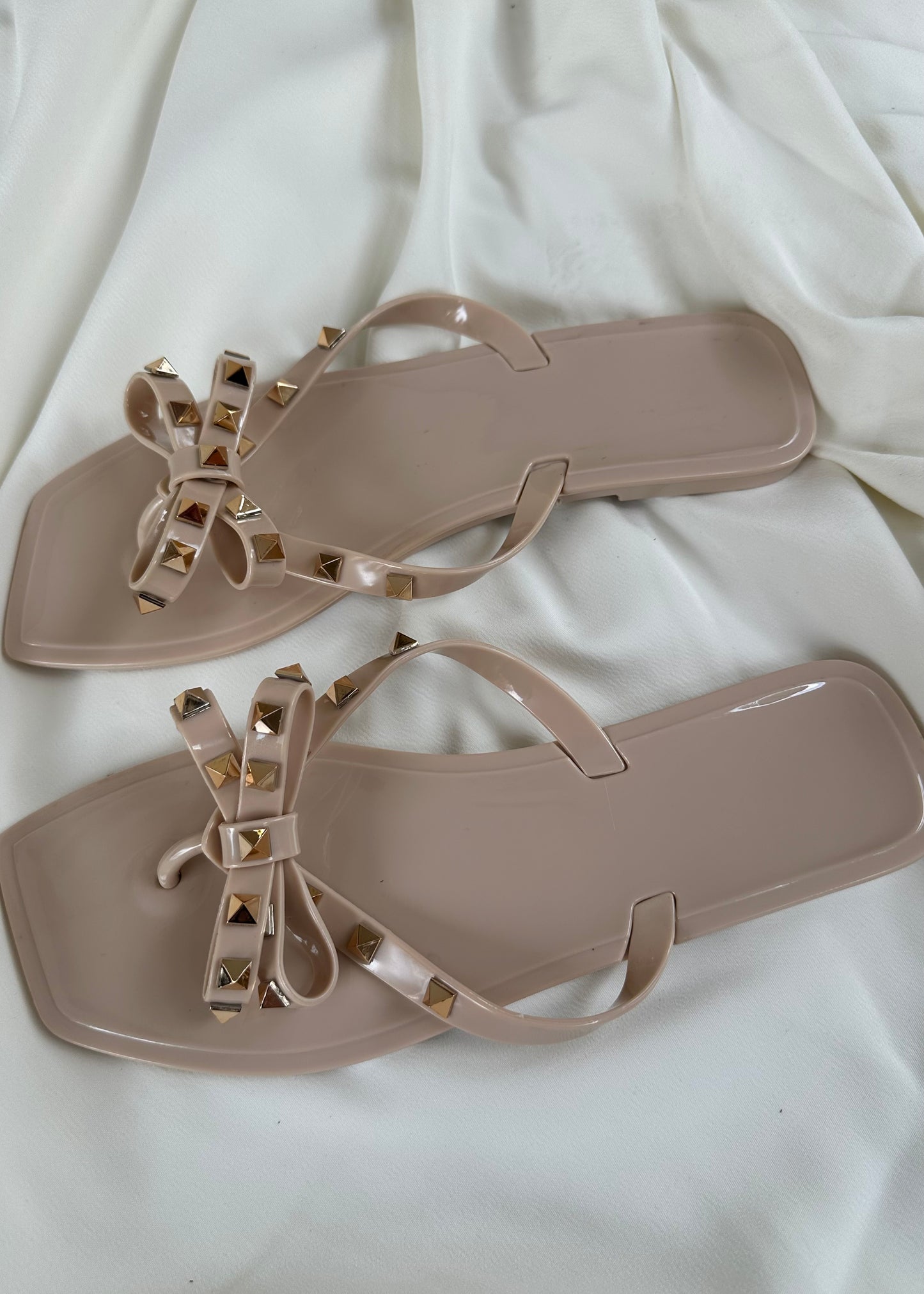 BOW SANDALS