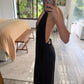 VESTIDO MAXI NEGRO ESCOTADO